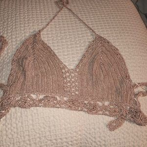Bikini, bralette.